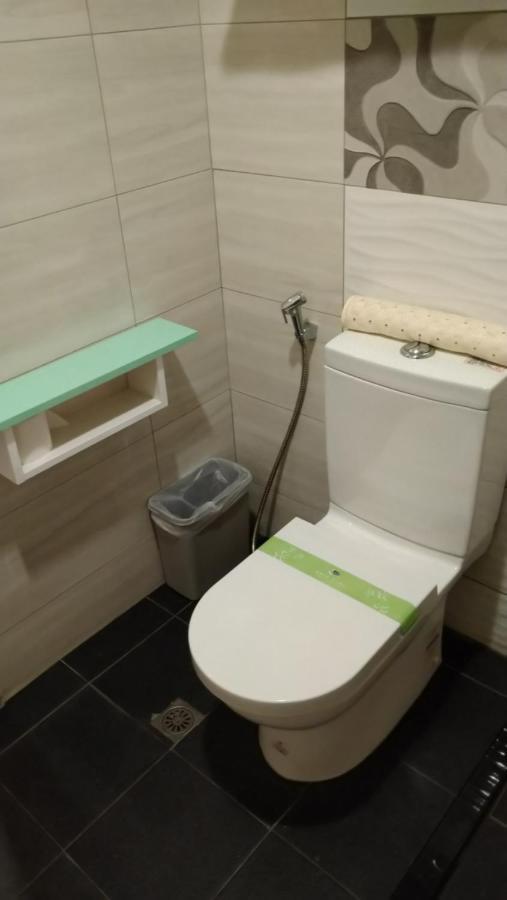 Boston Plus Hotel Kota Chiayi Bagian luar foto