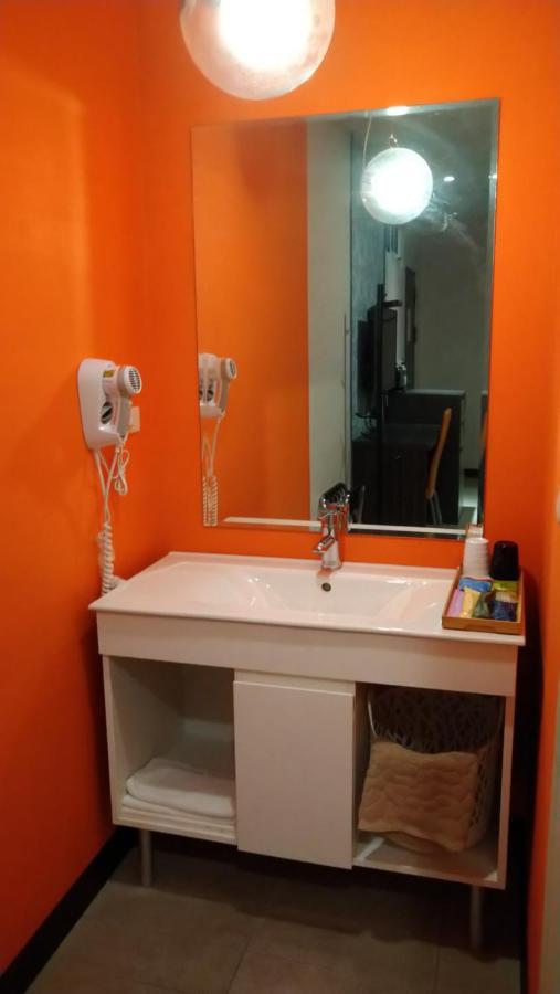 Boston Plus Hotel Kota Chiayi Bagian luar foto